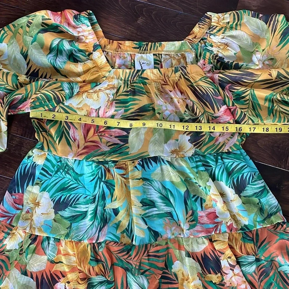 Anthropologie Fig and Flower sheer tropical print top Puff sleeves size S Flowy - Picture 3 of 8